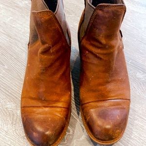 Timberland booties 9